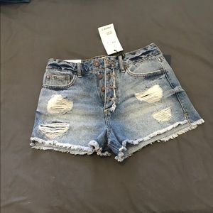 Forever 21 High Rise Cut Offs Size 24